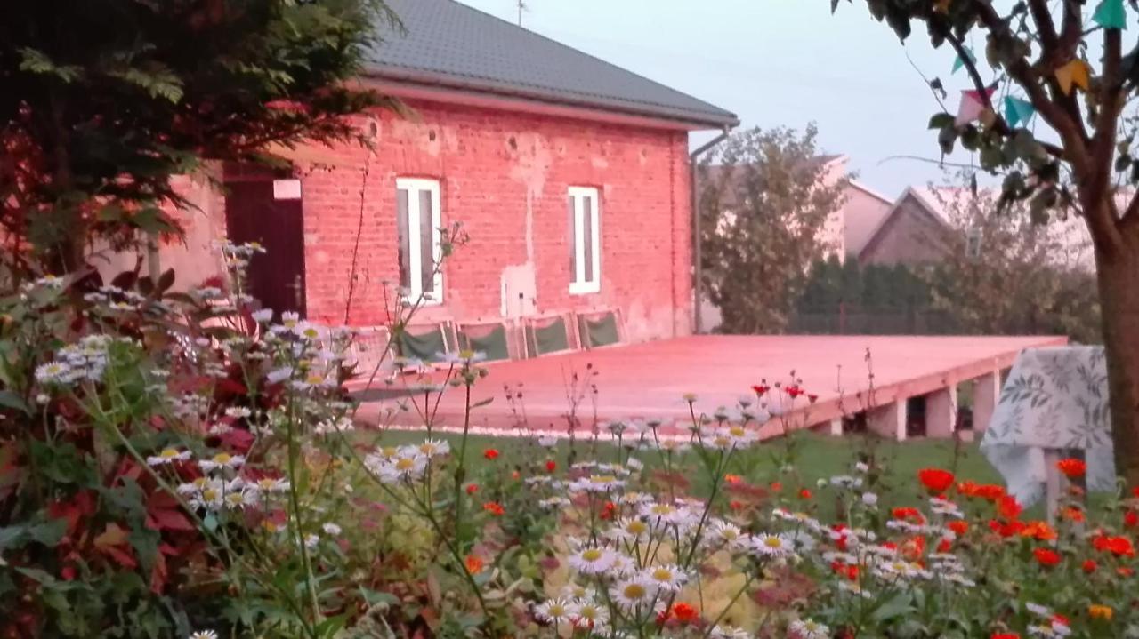 Swieze Poddasze U Przybyszow Andruszkowice Exteriér fotografie
